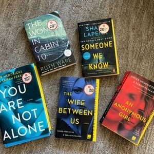 Thriller book bundle